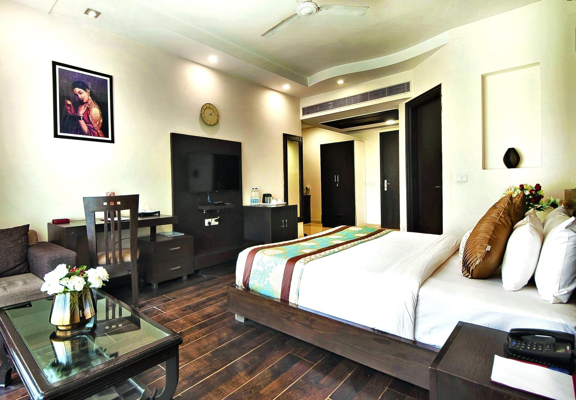 Hotel Golf View Suites-Golf Course Road Gurgaon Exterior photo